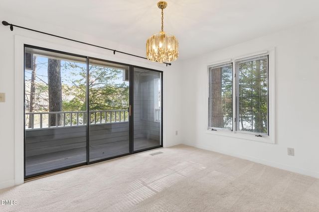 325 Glen Echo Lane L, Cary, NC 27518