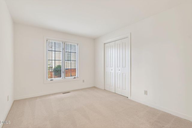 325 Glen Echo Lane L, Cary, NC 27518