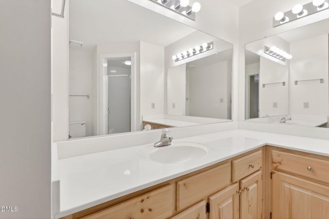 325 Glen Echo Lane L, Cary, NC 27518