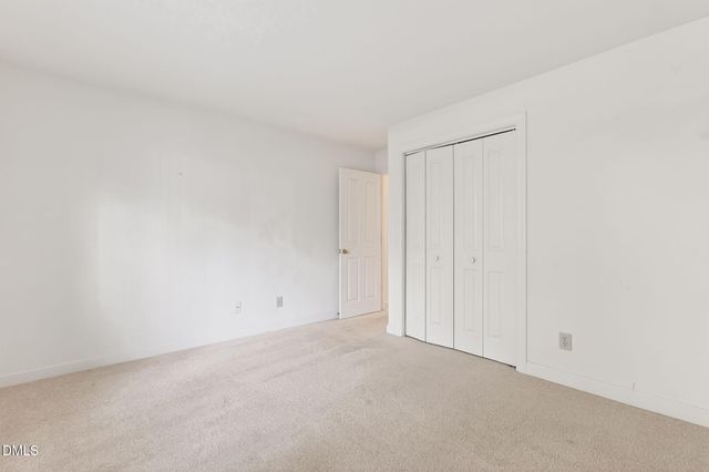 325 Glen Echo Lane L, Cary, NC 27518