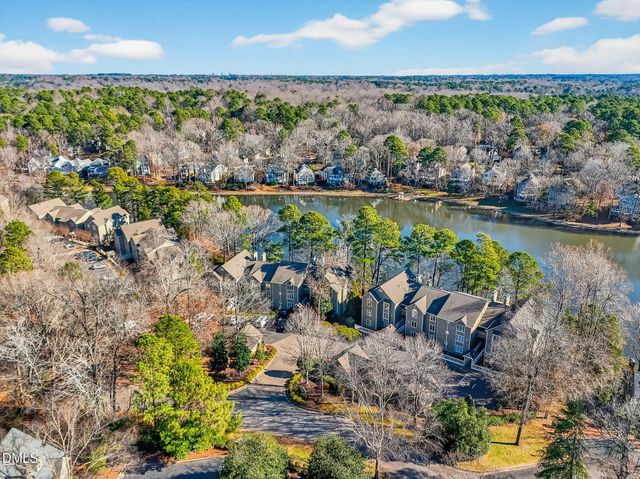 325 Glen Echo Lane L, Cary, NC 27518