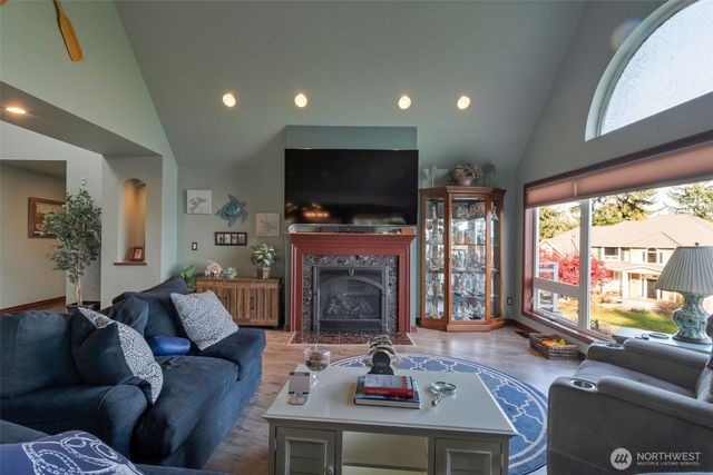 6969 Humphrey Road, Clinton, WA 98236