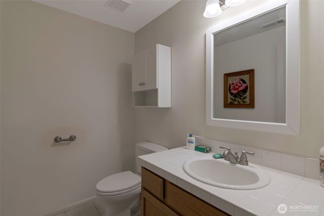 6969 Humphrey Road, Clinton, WA 98236