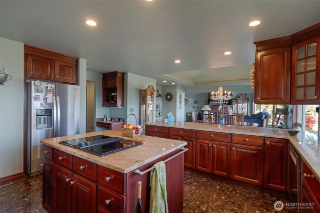 6969 Humphrey Road, Clinton, WA 98236