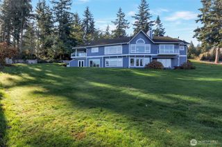 6969 Humphrey Road, Clinton, WA 98236
