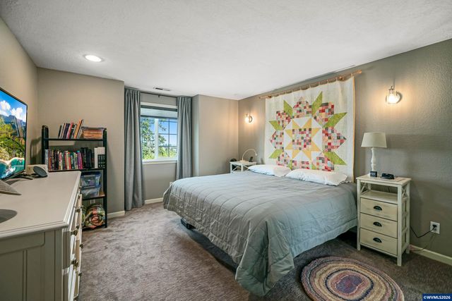 5180 Foxhaven Ct SE, Salem, OR 97306