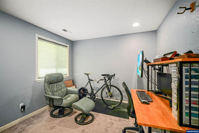 5180 Foxhaven Ct SE, Salem, OR 97306