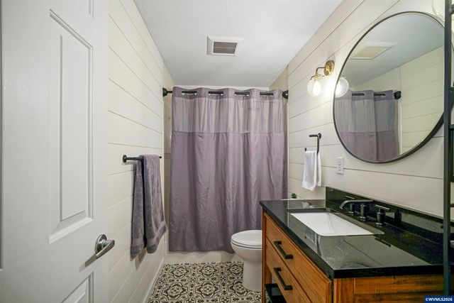 5180 Foxhaven Ct SE, Salem, OR 97306