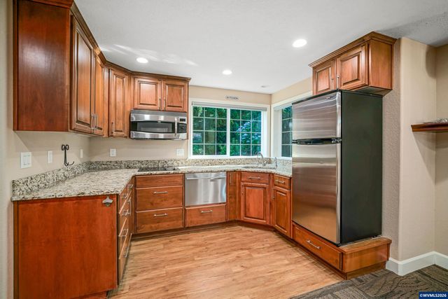 5180 Foxhaven Ct SE, Salem, OR 97306