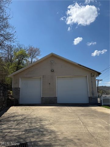 56624 Boyd Avenue, Bridgeport, OH 43912