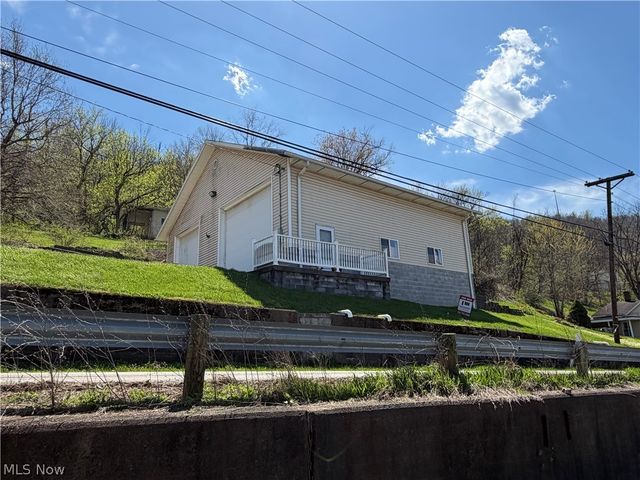56624 Boyd Avenue, Bridgeport, OH 43912