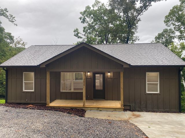 2658 Harrison Pike, Chattanooga, TN 37406