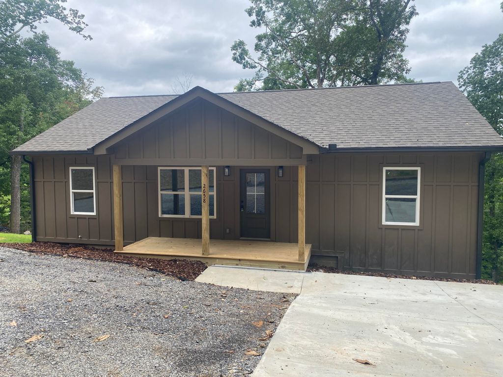 2658 Harrison Pike, Chattanooga, TN 37406