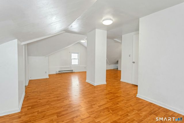 18 Grandview Avenue, Danbury, CT 06810