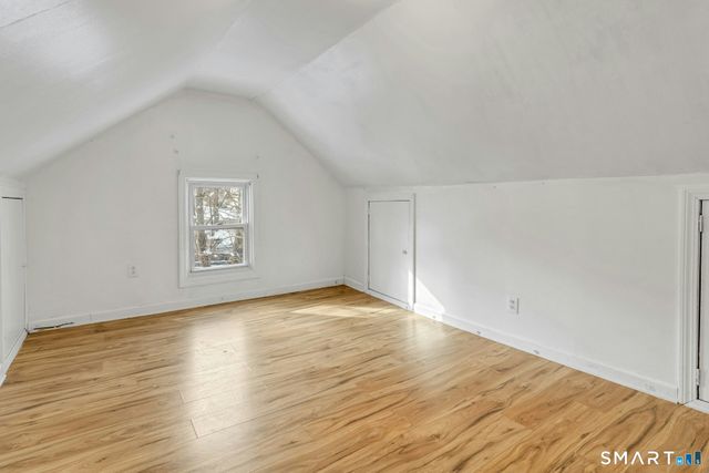 18 Grandview Avenue, Danbury, CT 06810