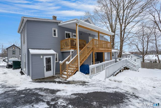 18 Grandview Avenue, Danbury, CT 06810