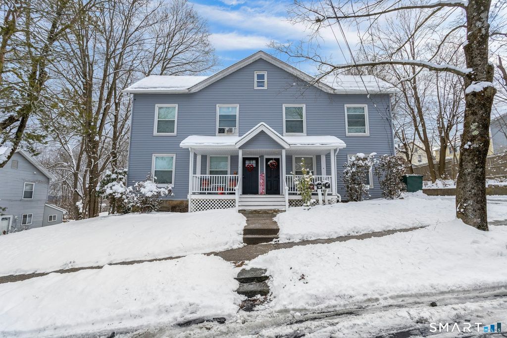 18 Grandview Avenue, Danbury, CT 06810