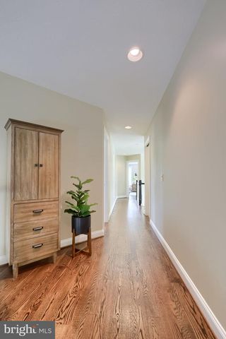 2205 MAY APPLE DR, York, PA 17402