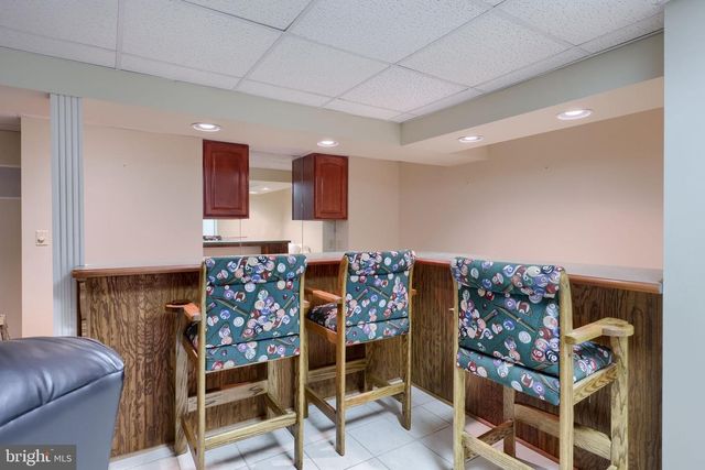 2205 MAY APPLE DR, York, PA 17402