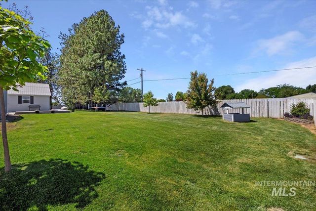 98 West 100 North, Jerome, ID 83338