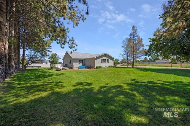 98 West 100 North, Jerome, ID 83338