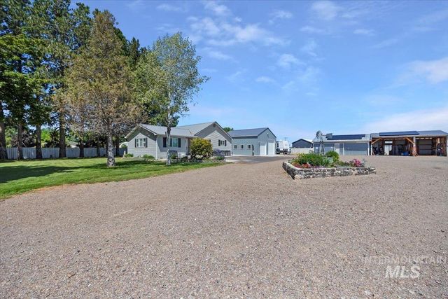 98 West 100 North, Jerome, ID 83338