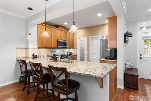 12727 Adair Creek Way NE, Redmond, WA 98053