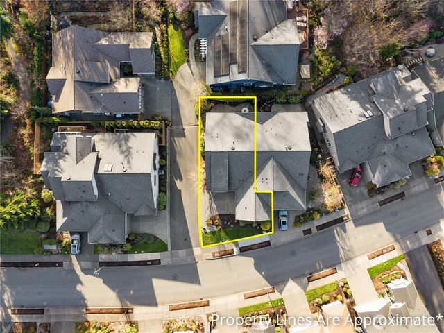 12727 Adair Creek Way NE, Redmond, WA 98053