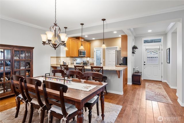 12727 Adair Creek Way NE, Redmond, WA 98053