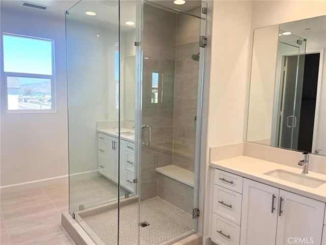 541 Tracy Place, Ventura, CA 93004