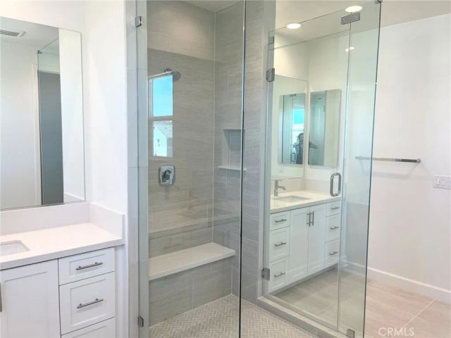 541 Tracy Place, Ventura, CA 93004