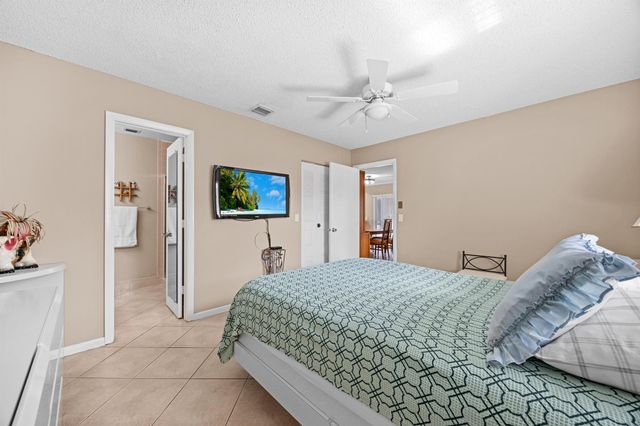 14842 Wildflower Lane, Delray Beach, FL 33446