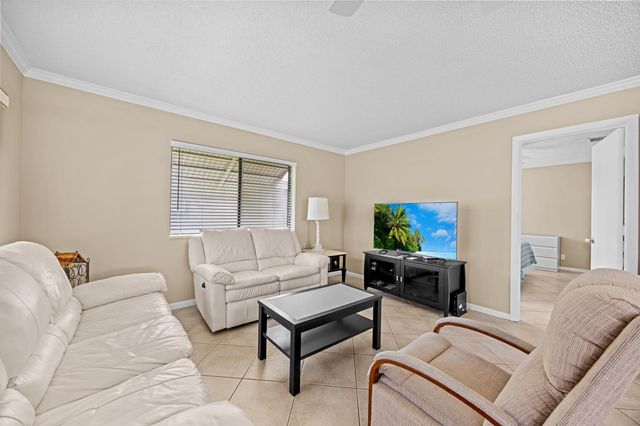 14842 Wildflower Lane, Delray Beach, FL 33446
