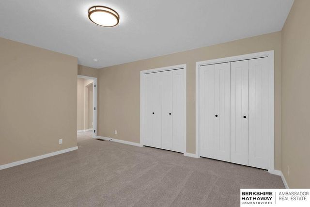 18468 Camp Street, Omaha, NE 68136