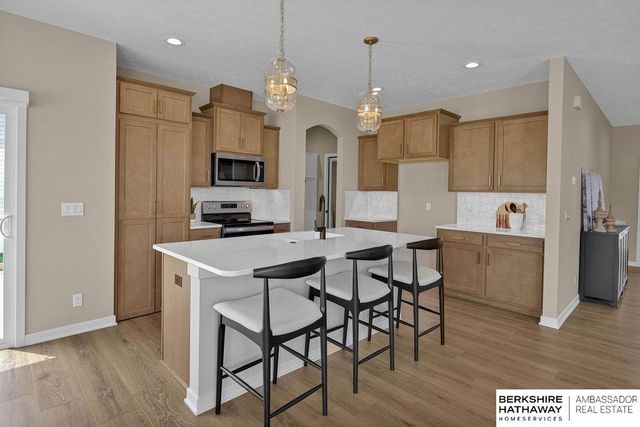 18468 Camp Street, Omaha, NE 68136