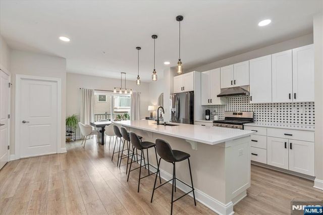 102 Abbe Road, Little Falls, NJ 07424