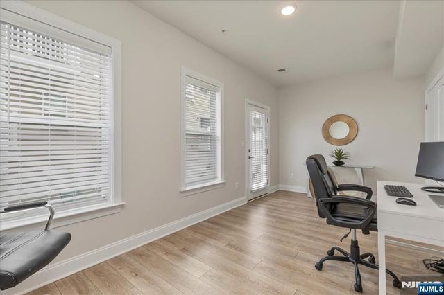 102 Abbe Road, Little Falls, NJ 07424