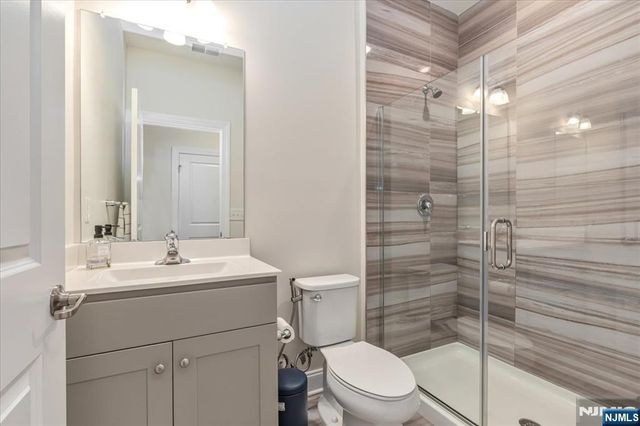102 Abbe Road, Little Falls, NJ 07424