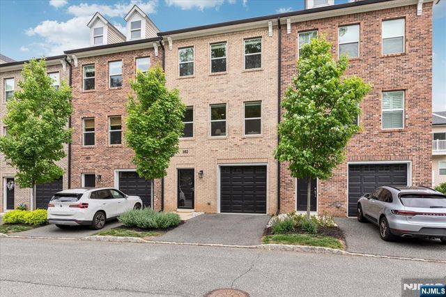 102 Abbe Road, Little Falls, NJ 07424
