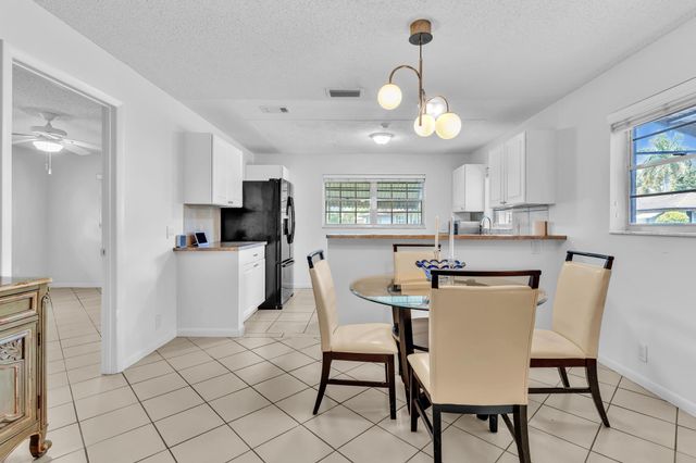 506 SANDPIPER Circle, Delray Beach, FL 33445
