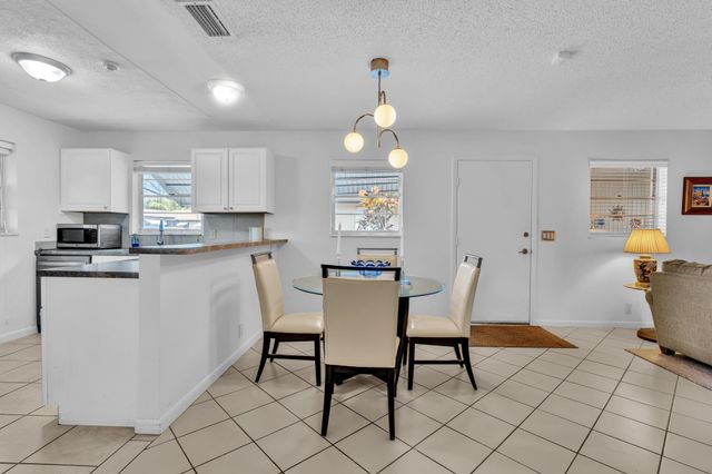 506 SANDPIPER Circle, Delray Beach, FL 33445