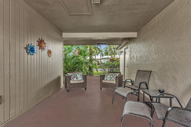 506 SANDPIPER Circle, Delray Beach, FL 33445