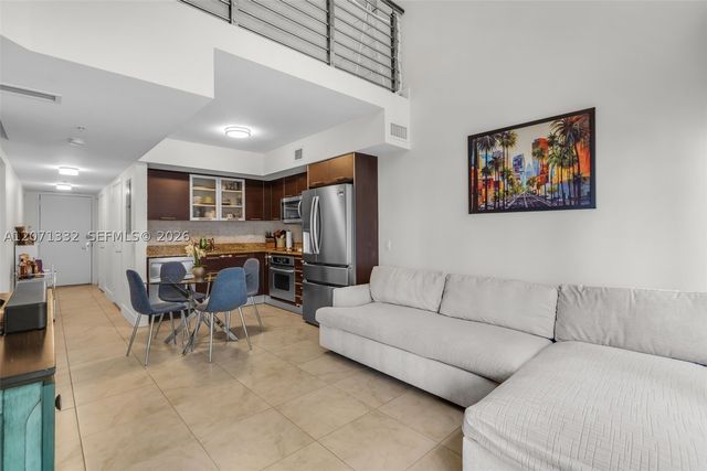 41 SE 5th St 908, Miami, FL 33131