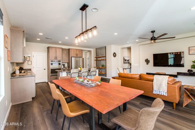 3289 MAVERICK Road, Wickenburg, AZ 85390