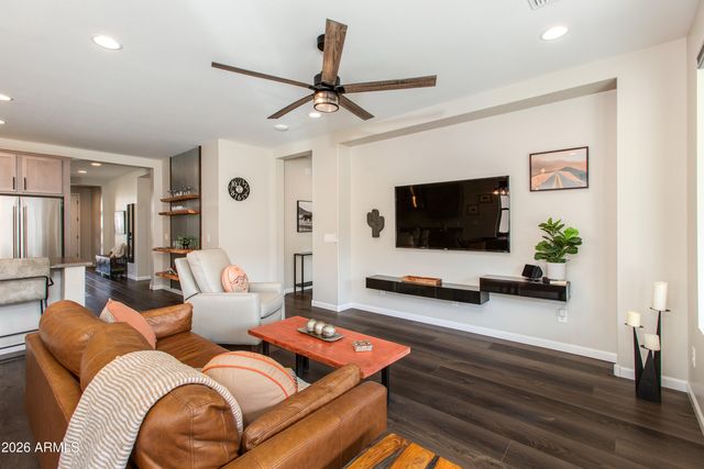 3289 MAVERICK Road, Wickenburg, AZ 85390