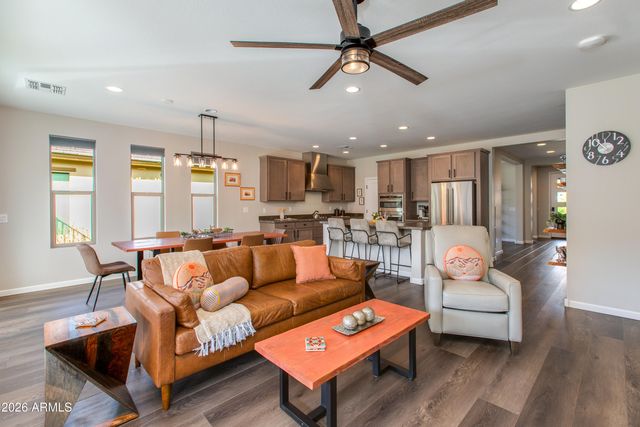 3289 MAVERICK Road, Wickenburg, AZ 85390