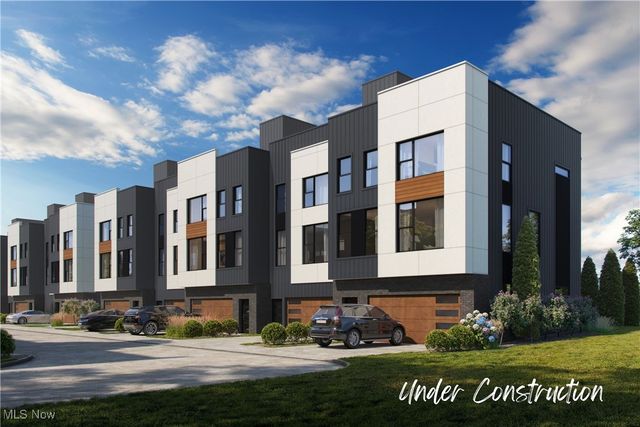 1734 Front Street 35, Cuyahoga Falls, OH 44221