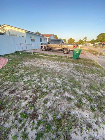 3501 NW 182nd Street 1, Miami Gardens, FL 33056