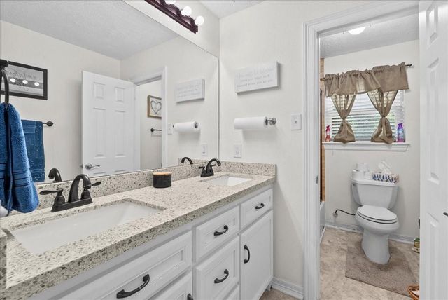 3603 Fleming Drive, Baytown, TX 77521