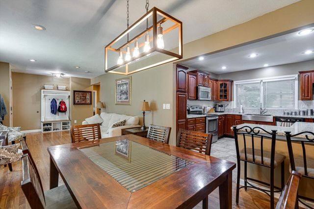 215 Timberlinks Drive, Signal Mountain, TN 37377